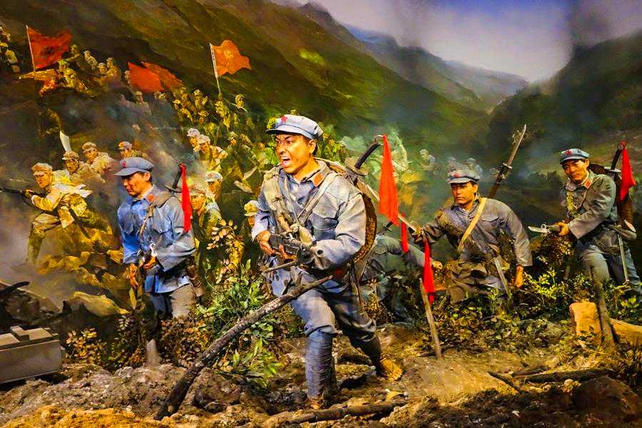 毛主席四渡赤水出奇兵 3万人跳出40万敌军包围被西方收录教材