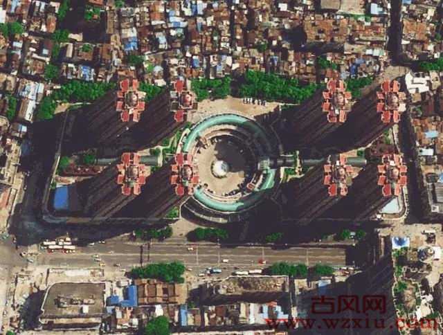 东莞东豪广场和广州荔湾广场灵异事件 据说曾挖出八口棺材