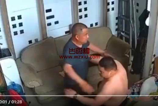 老太婆的姘头和威海男男是什么梗？男同事洗手间手冲？男同学迷J男同学？