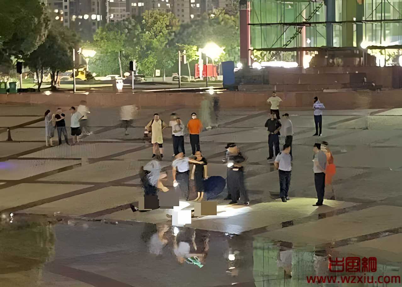 【突发现场】芜湖南陵县一广场上四人被雷电击中致有两人不幸身亡！