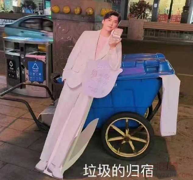 李易峰嫖娼被实锤后又被曝线上选妃?打工人连夜撕海报!!!