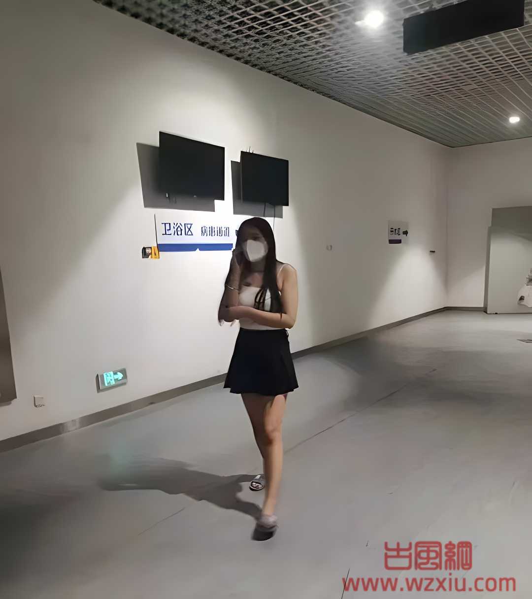 网传福州方舱医院长腿美女如云多穿着性感短裙！被人误会“夜店味浓郁”？