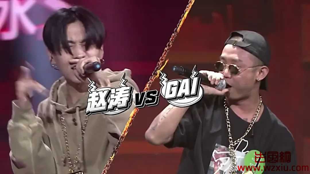 爱做头发的李小璐！似乎又找了个Rapper男友…