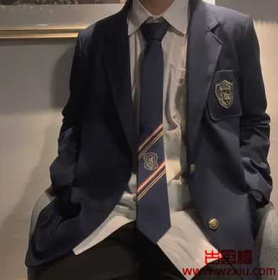 吃瓜！18岁海王在杭州夜店化缘：我是学生能免费满分吗？